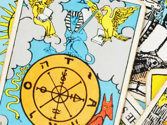 Tarot: ¡Elige una carta, cualquier carta!