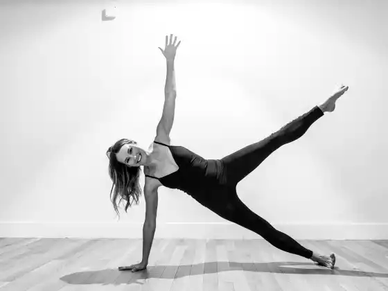 Barre Workout Class - 45 นาที