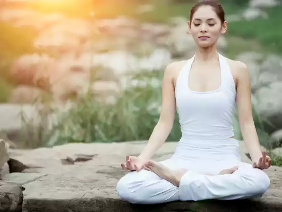 Meditasi Kedamaian Pikiran bersama Pakar WU Theresa Micheletti