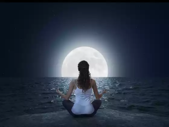 Guarigione energetica della Luna Piena con meditazione guidata